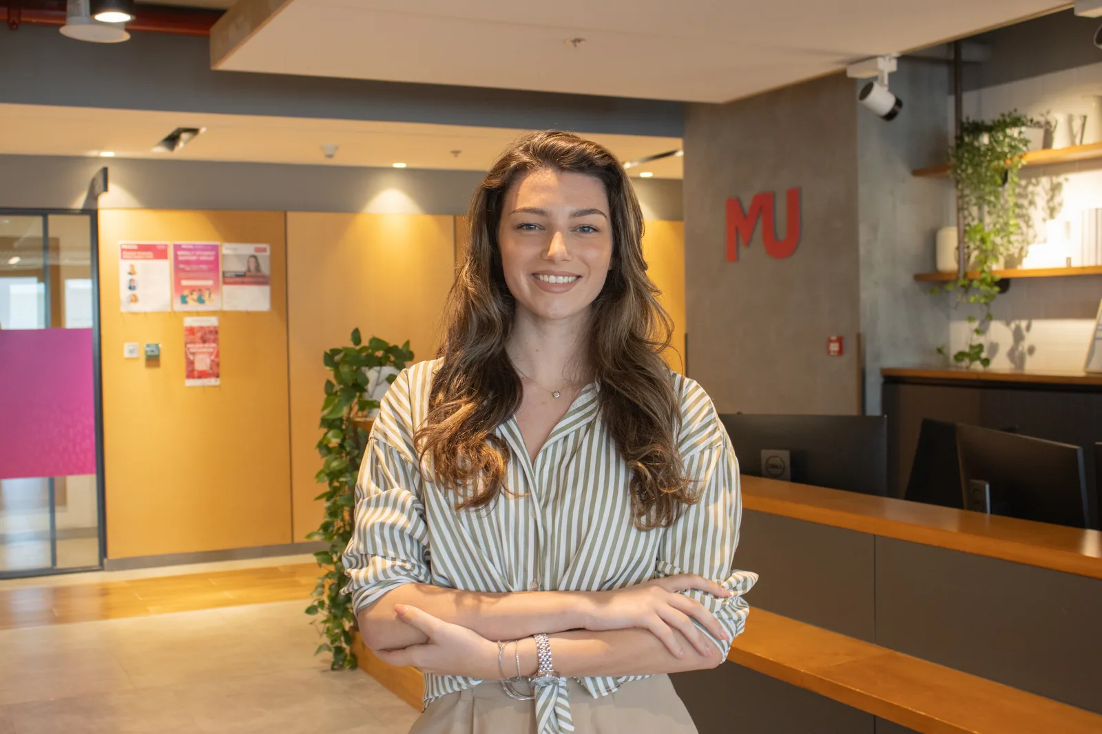 A Murdoch University Dubai student ready to discuss her application